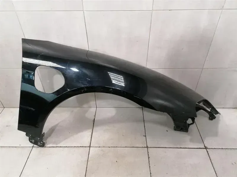 Porsche Taycan 9J Right Wing 9J1821102AY WITH POWER DOOR Front Right Fender