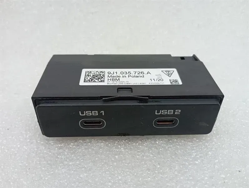 Porsche Taycan 9J electronic module 9J1035726A control unit USB