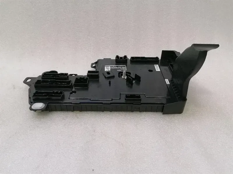 Tesla Model 3 Left Comfort Module 1078673-90-K Left Comfort Controller