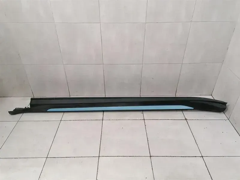 Porsche Taycan 9J side skirt 9J1851883G LH side skirts