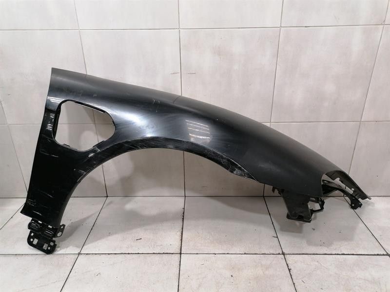 Porsche Taycan 9J Right Wing 9J1821102 Front Right Fender
