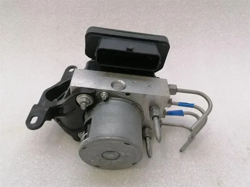 TESLA MODEL 3 STANDARD RANGE A.B.S Pump 1044745-00-B ABS Pump HYDRAULIC BLOCK .