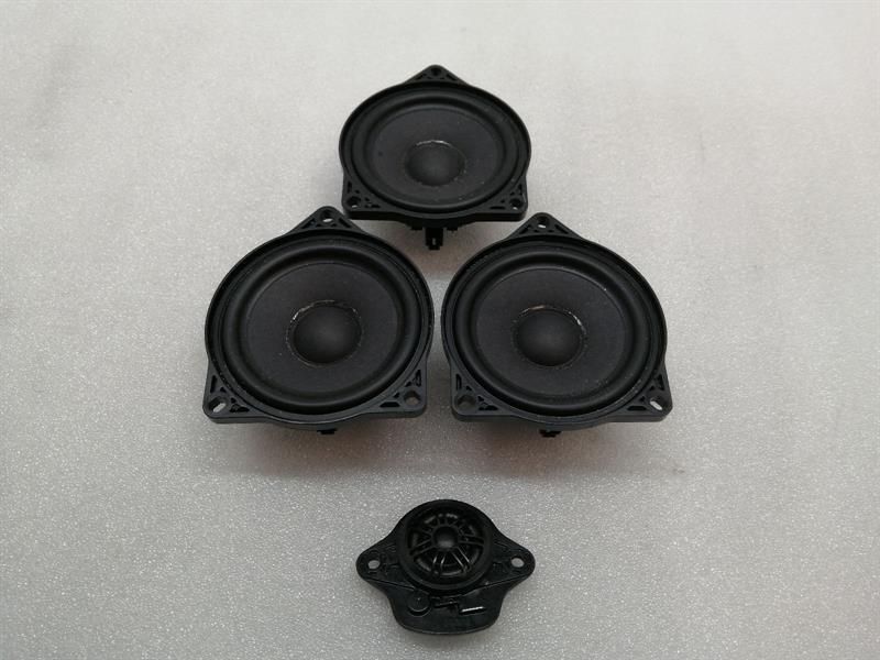 Tesla Model 3 Standard Range Speaker Set 10984401 Speaker Set
