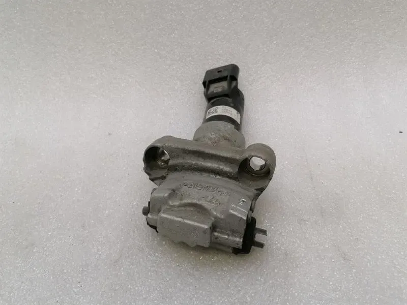 Porsche Taycan 9J PBM Park Brake Motor Right 9A790761600 Parking Brake Motor Right-