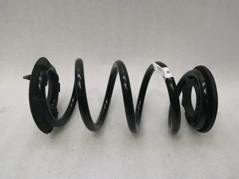 Tesla Model 3 Coil Spring Rear 1044472-01-E Rear Suspension Spring Spring