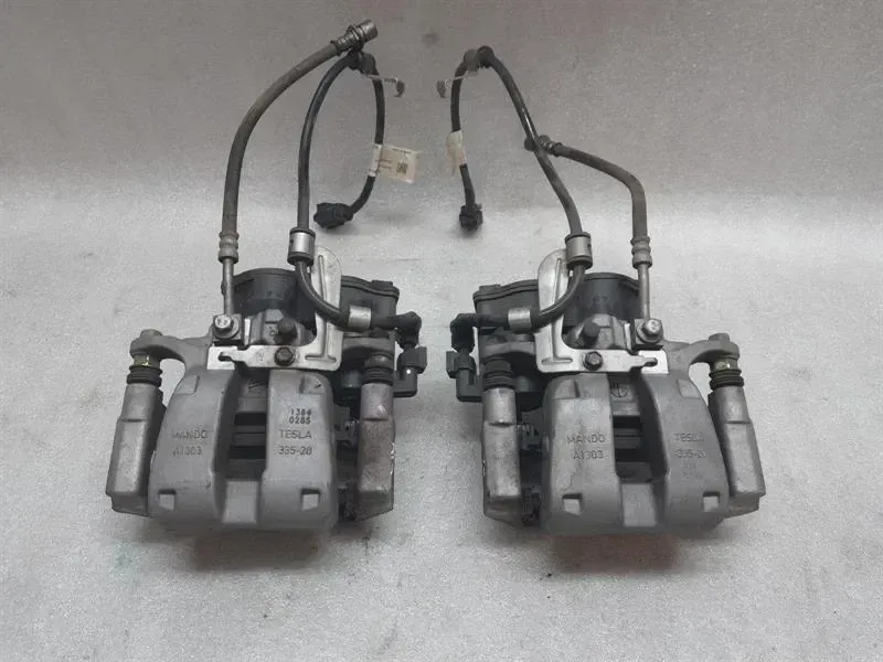 Tesla Model 3 Long Range Rear Brake Caliper 1044623-00-J Brake Caliper Rear Set