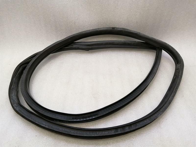 Porsche 911 997 left door seal 997537075 door seals left