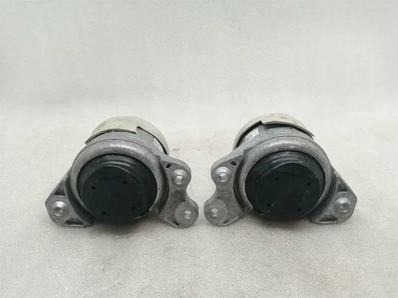 Mercedes EQC400 EQC N293 engine mount A2932400100 engine mount engine mount set