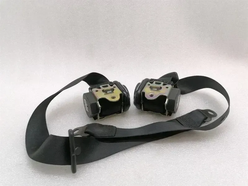 Porsche 911 996 front seatbelt 99680303303 seat belt front convertible