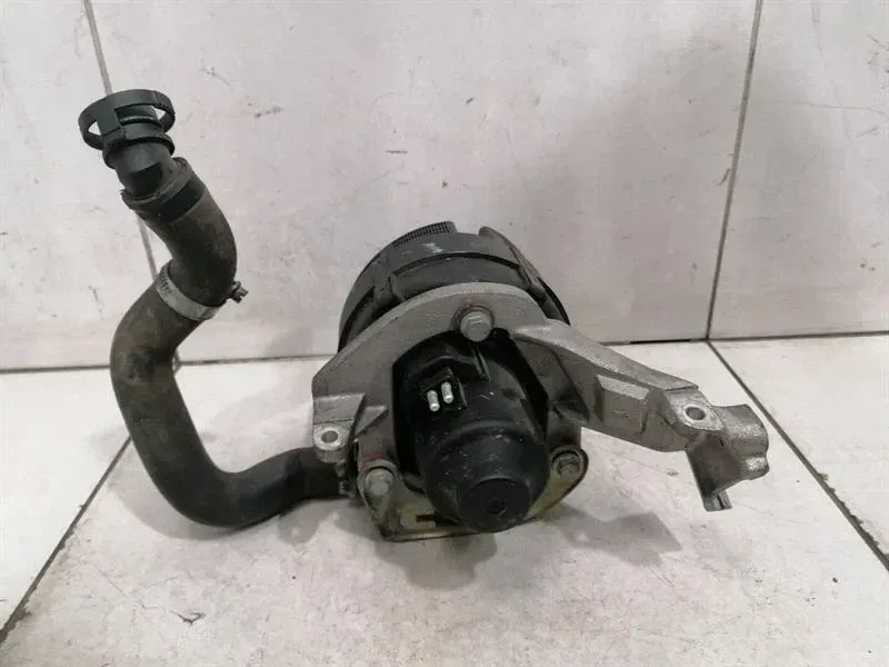 Porsche 911 996 Air Pump 99660510400 Air Pump