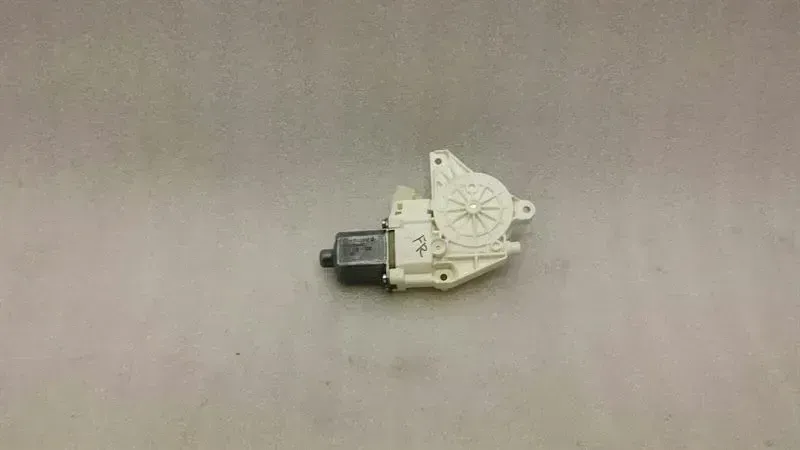 Mercedes GLK X204 door window motor A2048200242 window regulator motor front right