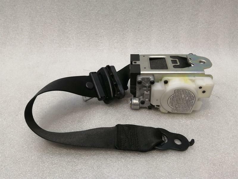 Mercedes SLK R171 left front seatbelt A1718600185 seat belt front belt LI