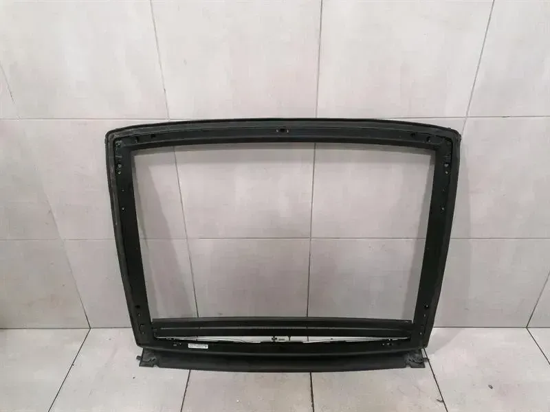 Porsche 911 996 Targa Front Frame 99656233302 Targa Front Roof Frame Roller Blind