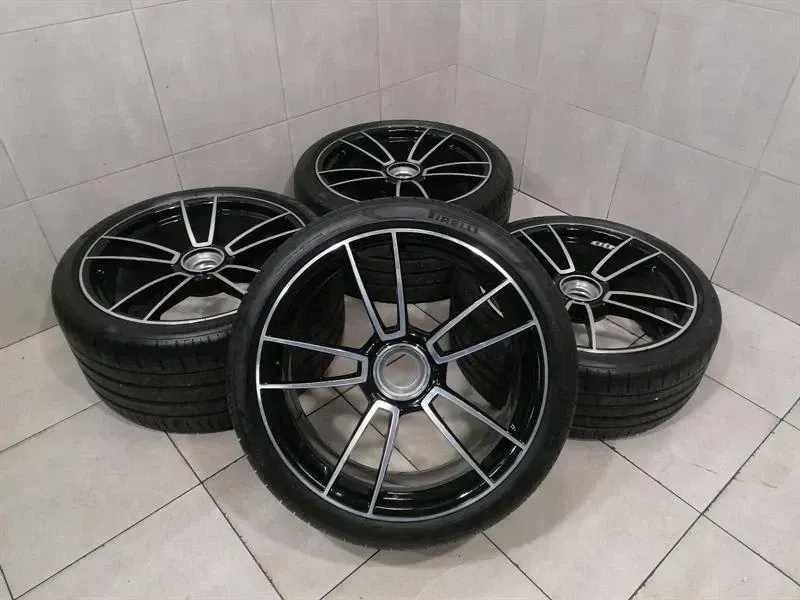 Porsche 911 992 TURBO Alloy Wheel 992601025AA 0KM Alloy Rim NEW CENTRAL LOCK