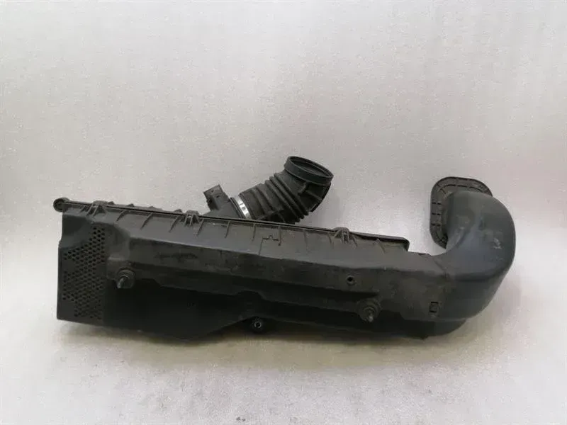 Porsche 911 996 Air Filter Box 99611002158 Air Filter Box