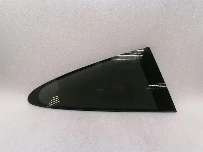 Porsche 911 996 right rear 1/4 glass 99654311203 door window 1/4 rear RH