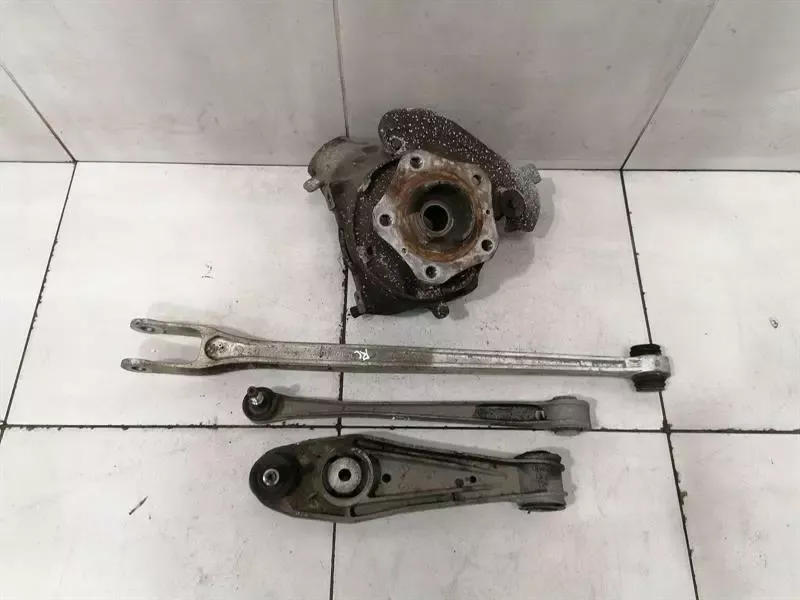 Porsche Boxster 987 Left Rear Hub Set 98733165705 Wheel Bearing Housing Rear Left