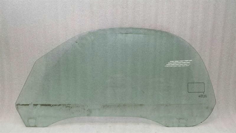 Porsche Boxster 986 left front door glass 98654251100 door window front left.