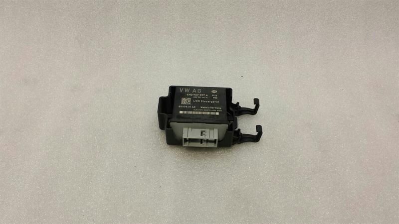 Audi A7 4G headlight module 4H0907357A light control unit