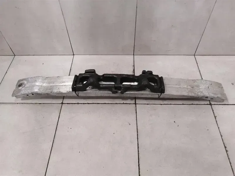 Porsche Macan 95B Front Bumper Beam 8R0807113D Front Bumper Carrier