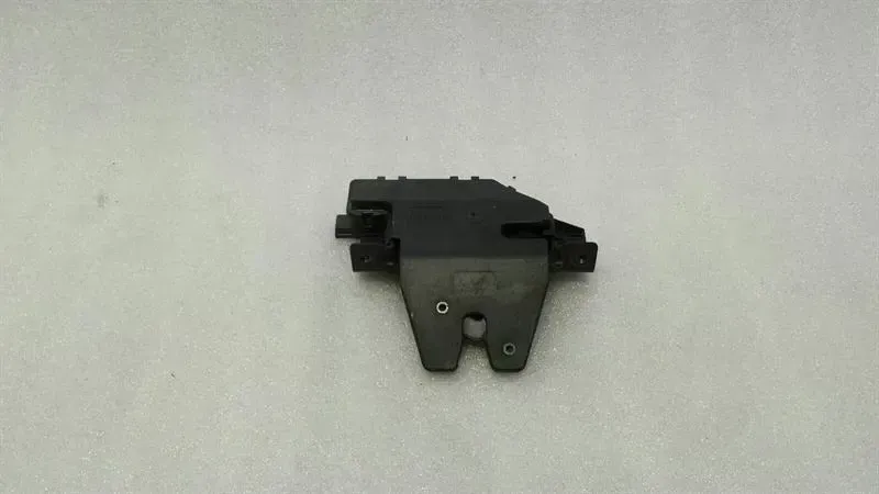 BMW 3 Series E46 Boot Lock 8196401 Tailgate Lock