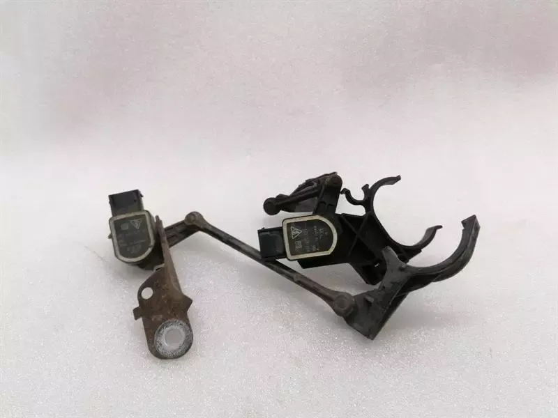 Porsche Cayman 987 Level Sensor Set 99763112100 Level Sensor Set