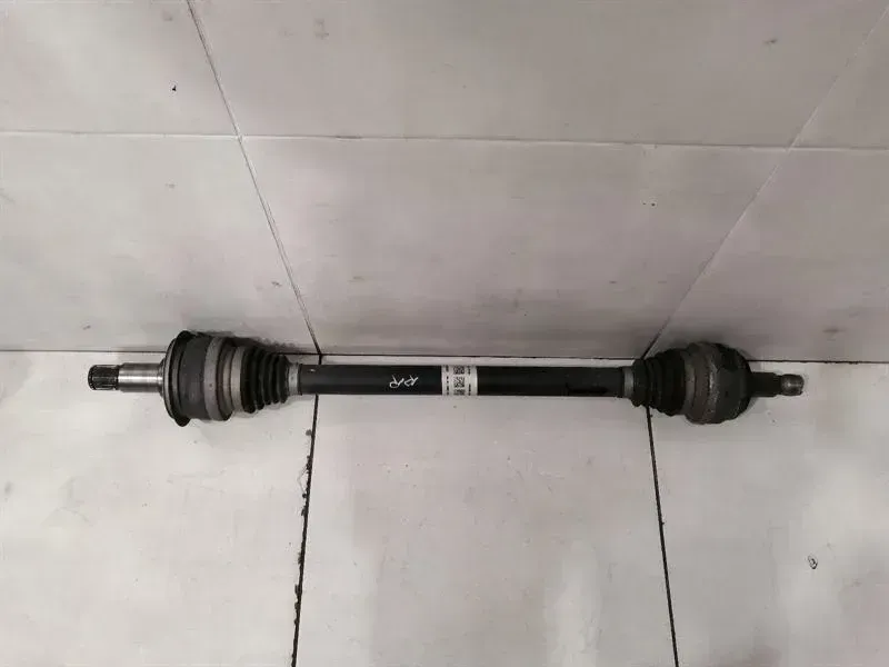 Mercedes C43 W205 drive shaft rear right A2053504019 rear right drive shaft