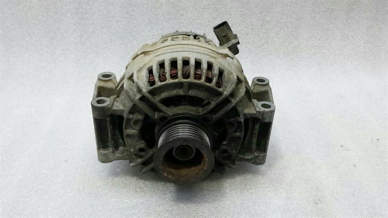 Mercedes SLK R171 Alternator A0009061102 Alternator 150A