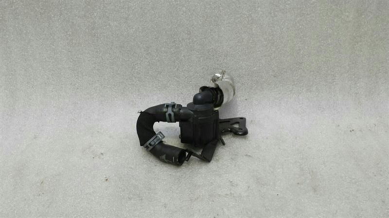 Audi RS7 4G additional cooling pump 079965561 coolant pump pump
