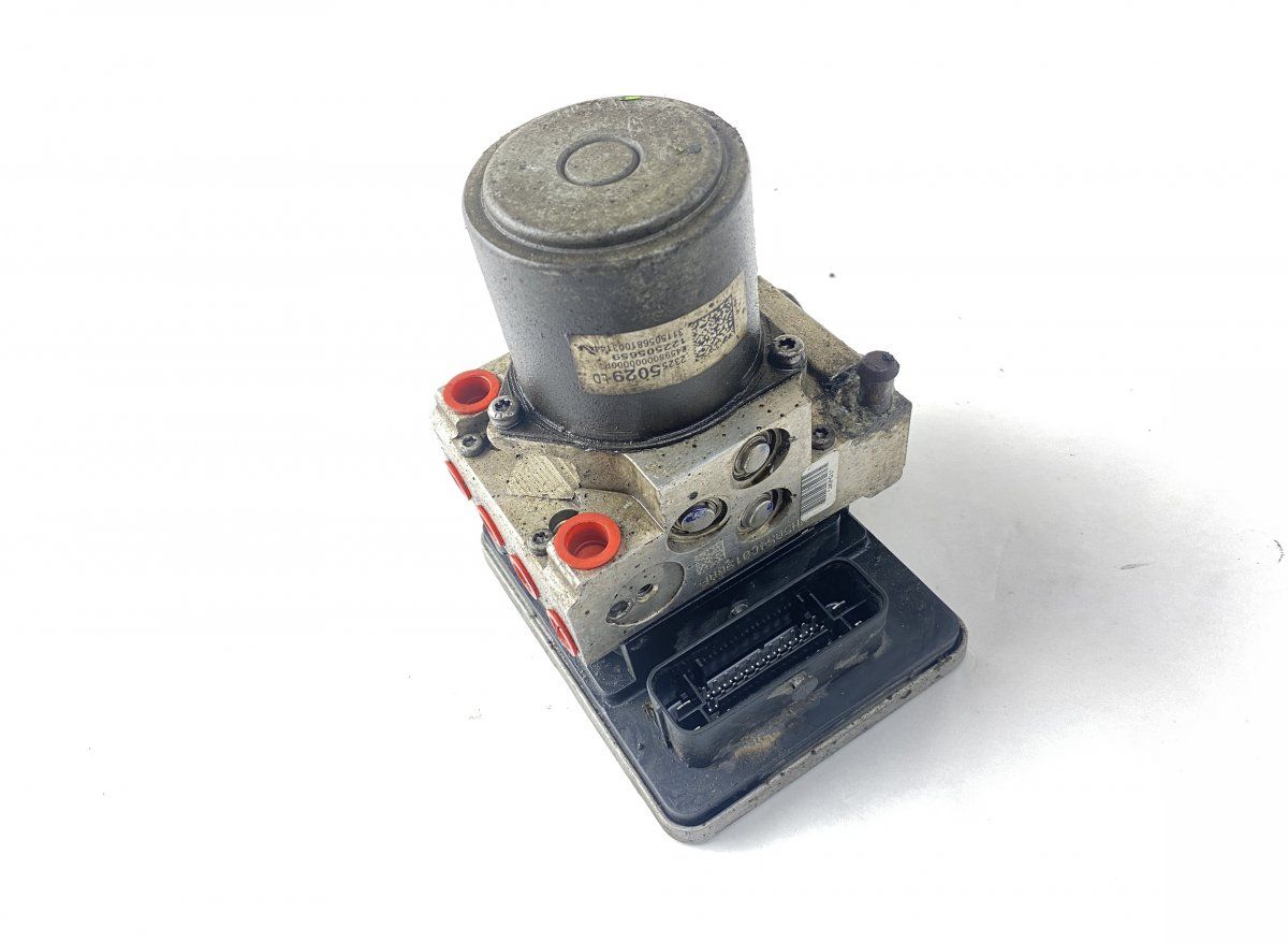 84778360 ABS hydraulic unit / pump CADILLAC ESCALADE (2014-)