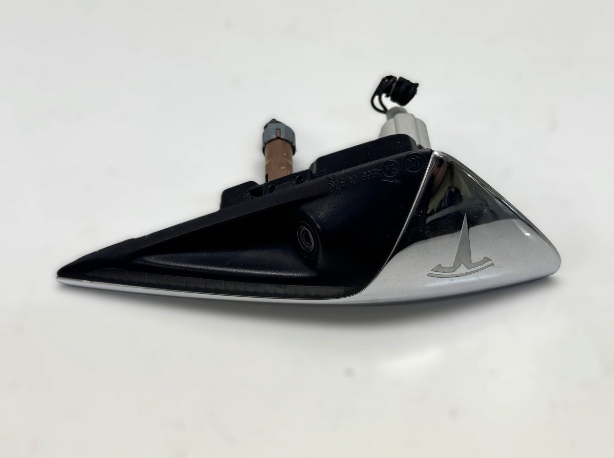 112510600B Side camera, left TESLA MODEL X (5YJX) (2013-)
