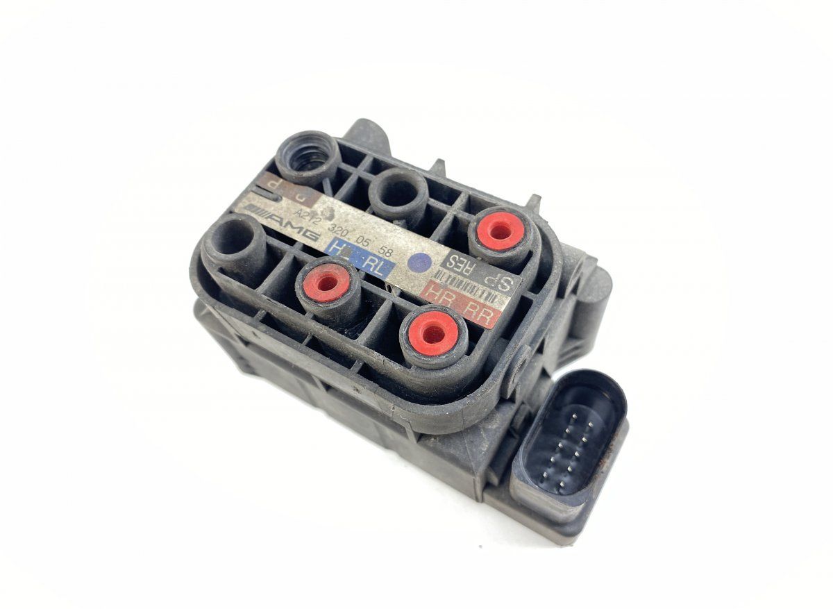 A2123200000 Air suspension valve block MERCEDES-BENZ E-CLASS (W212) (2009-2016)