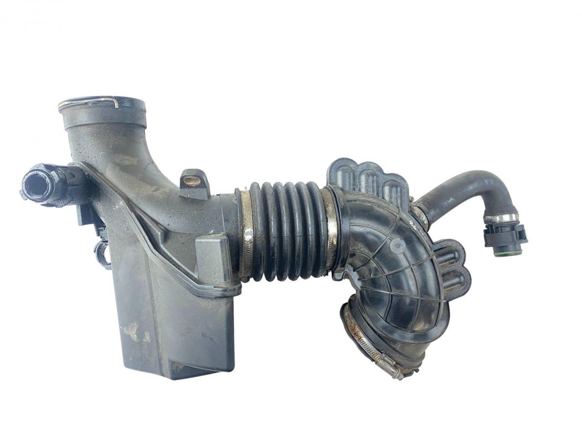 8479958 Air intake resonator box BMW 3 (F30, F31, F34, F80) (2011-2019)