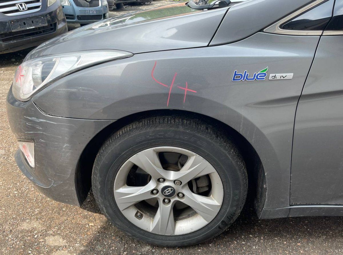 Fender Front Left HYUNDAI i40 (VF) (2011-2019)