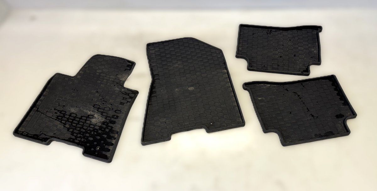 F1131ADE00 Floor Mat Set KIA SPORTAGE IV (QL) (2015-2021)