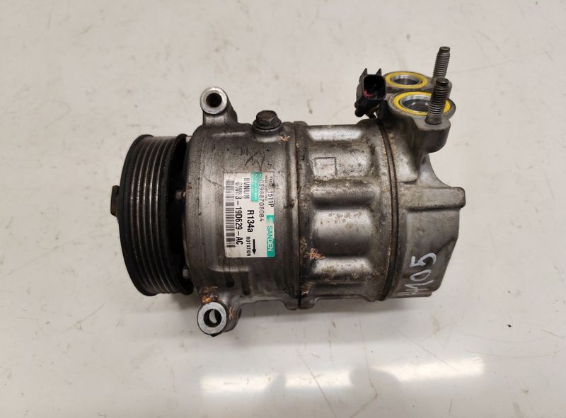 8W8319D629AC AC / aircon Compressor JAGUAR XJ (X351) (2009-2019)