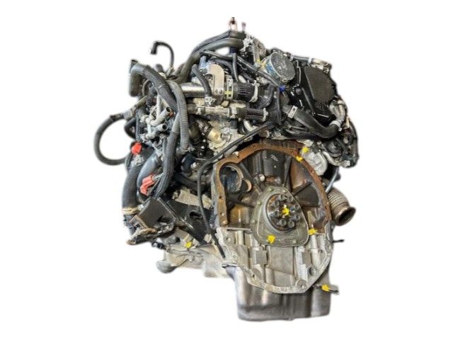 Nissan Navara 2.3d engine, 140kw 190ps, YS23 YS23DDT YS23C280 model, showcasing detailed view of th…