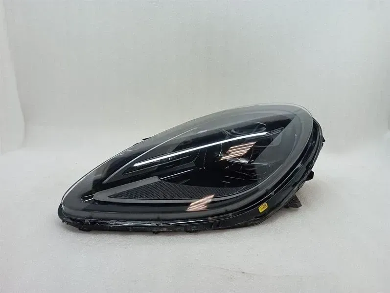 Porsche Macan 95B Left Headlight 95B941015K Headlight Left Matrix Full LED
