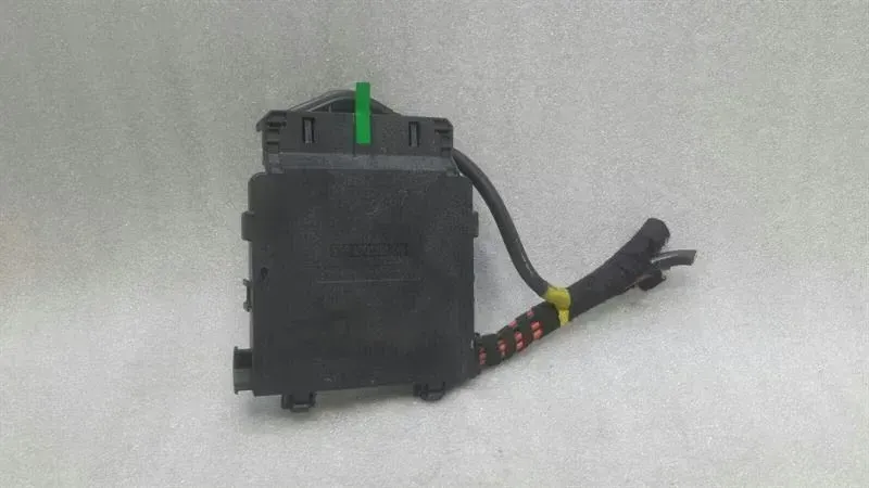 Porsche Boxster 987 Fuse Box 99761030100 Fuse Box