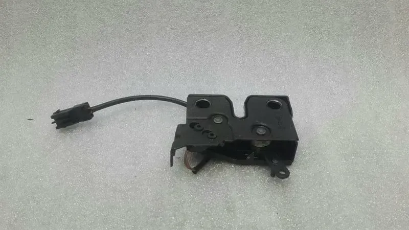 Porsche Boxster 987 boot lock 98751205301 tailgate lock