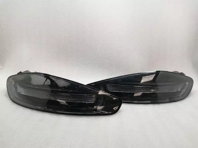 Porsche Boxster 718 Rear Light 9P0945095B Rear Tail Light SPARES OR REPAIR