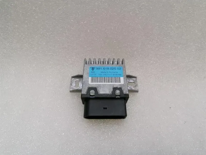 Porsche Boxster 718 electronic module 99161802502 fuel pump control unit