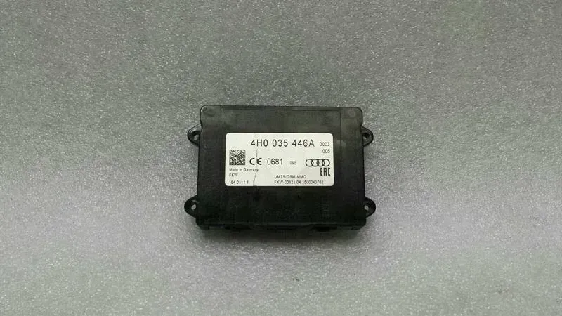 Audi RS3 8V Aerial / Antenna Amplifier 4H0035446A Antenna Aerial Amplifier