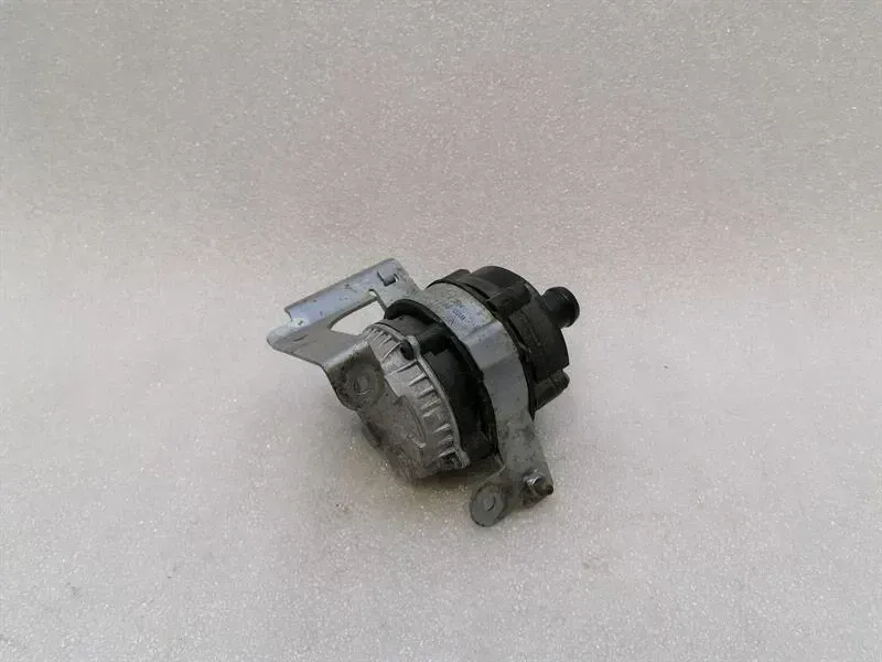 Porsche Boxster 718 additional cooling pump 04L965567 coolant pump pump
