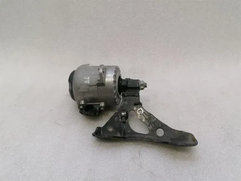 Porsche Boxster 718 Gearbox Mount 982399202G Gearbox Mount