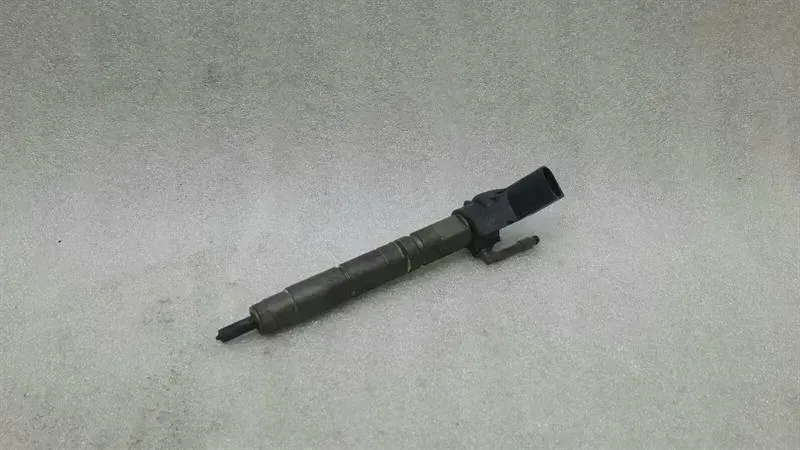 Mercedes ML W166 Injector A6510702987 Fuel Injector OM651