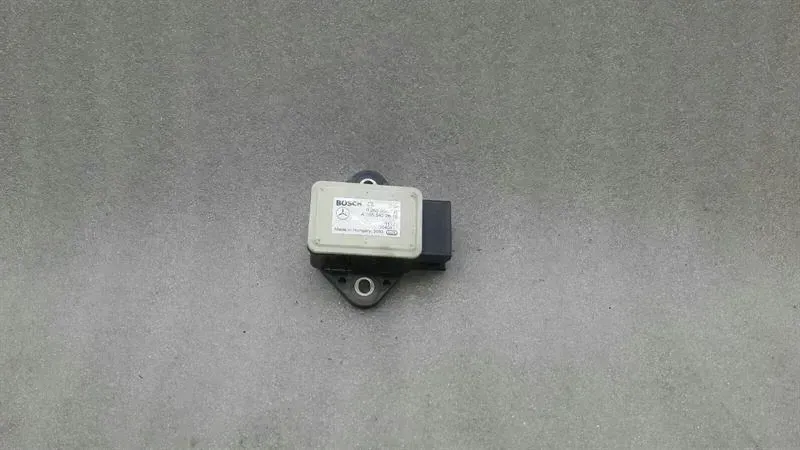 Mercedes E Class W212 W204 W207 Yaw Rate Sensor A0055422618 Rotation Rate Sensor