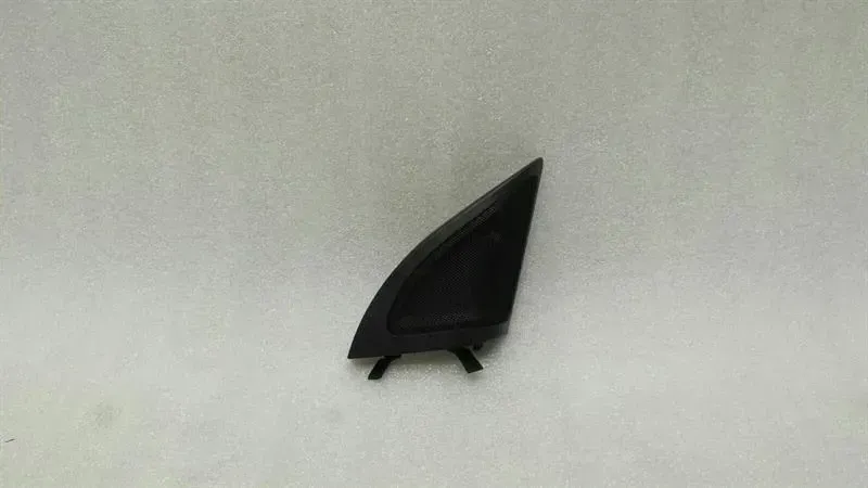 Mercedes A Class W176 Front Right Tweeter A1767200211 Speaker Front Right