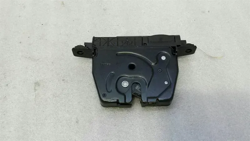 BMW 5 Series F10 528i Boot Lock 7191212 Tailgate Lock