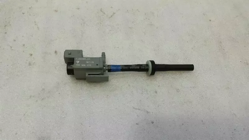 Porsche Boxster 718 Vacuum Valve 7PP906270 Vacuum Pump Diverter Valve Valve